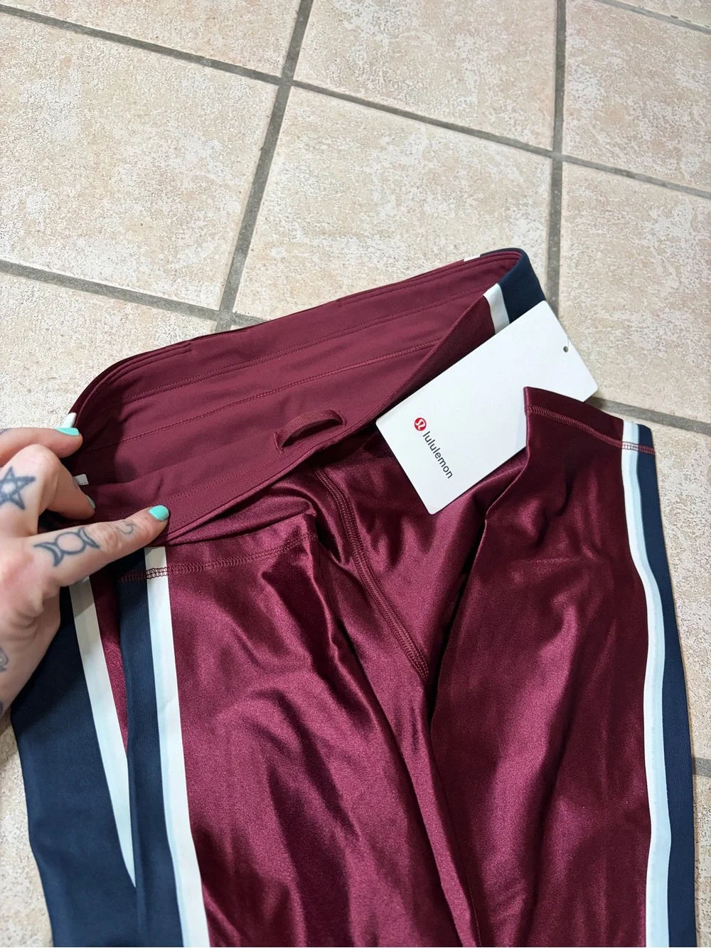NWT Lululemon Satin Shine High-Rise Tight *25” *Stripe Burgundy Bay/Navy/Ivory 6